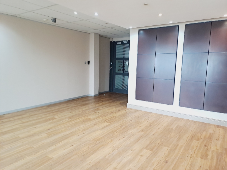 To Let commercial Property for Rent in Bo Oakdale Western Cape